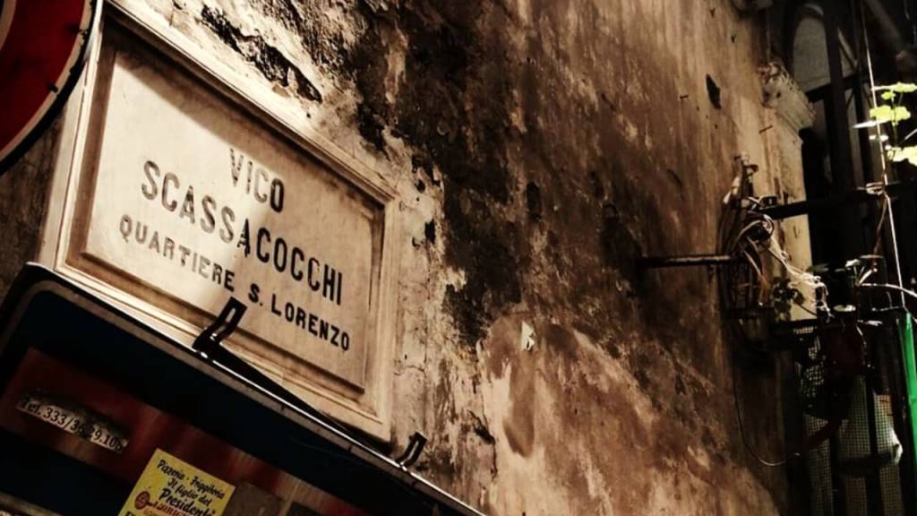 locale commerciale in affitto a Napoli