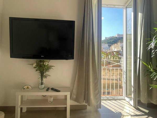 appartamento in affitto a Napoli in zona Stella