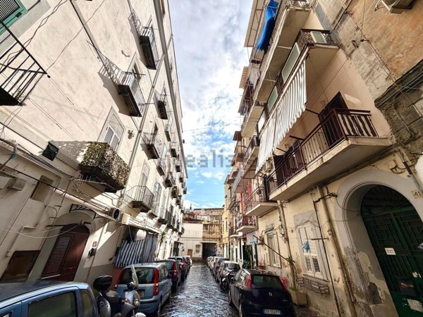 appartamento in affitto a Napoli in zona San Lorenzo