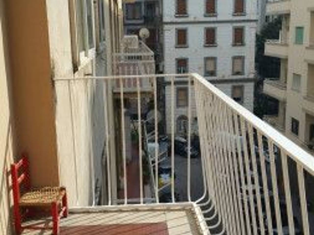 appartamento in affitto a Napoli in zona Chiaia