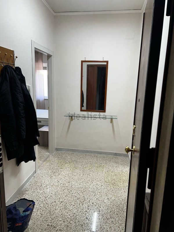 appartamento in affitto a Napoli in zona San Carlo all'Arena