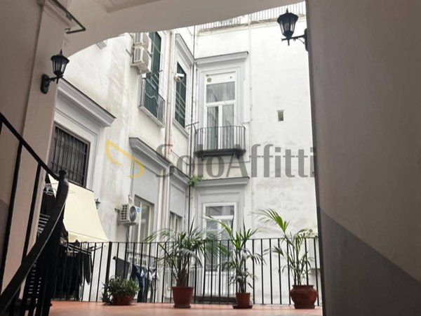 monolocale in affitto a Napoli in zona Stella