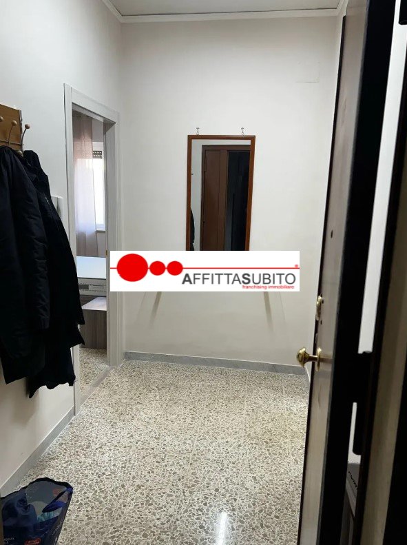 appartamento in affitto a Napoli in zona San Carlo all'Arena