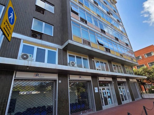 ufficio in affitto a Napoli in zona Fuorigrotta