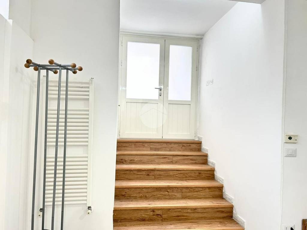 appartamento in affitto a Napoli in zona Chiaia