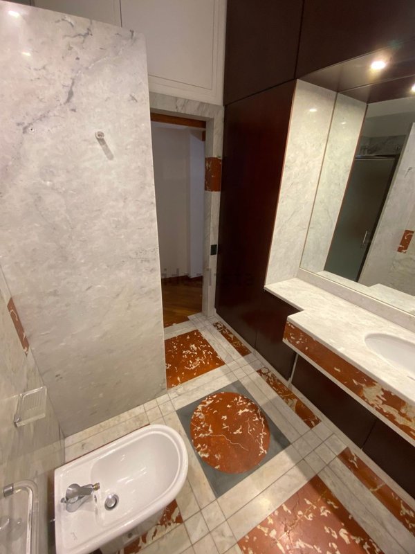 appartamento in affitto a Napoli in zona Arenella