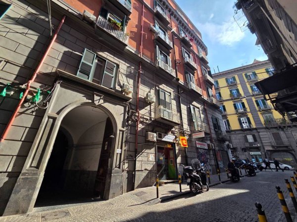 monolocale in affitto a Napoli