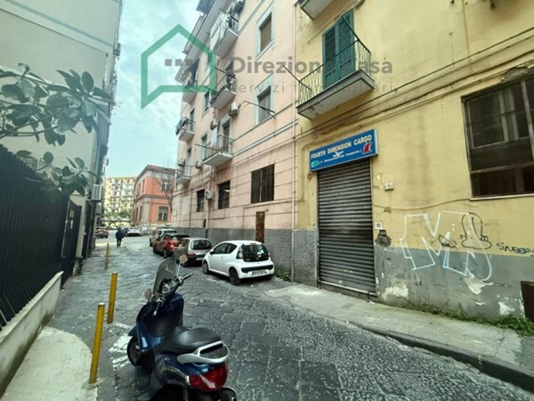 locale commerciale in affitto a Napoli in zona Vicaria
