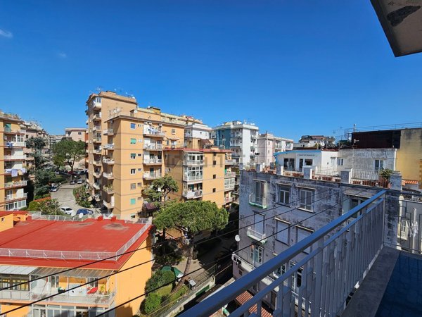 appartamento in affitto a Napoli in zona Arenella