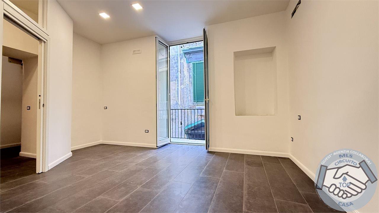 appartamento in affitto a Napoli