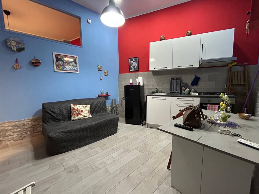 appartamento in affitto a Napoli in zona Mercato