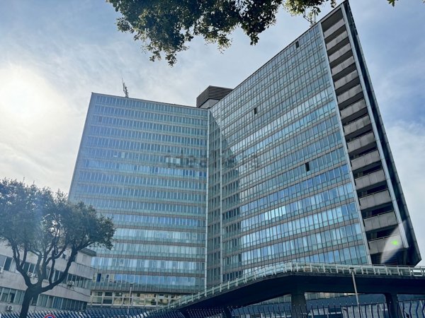 ufficio in affitto a Napoli in zona Vicaria