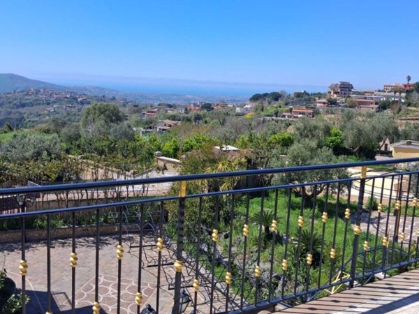 appartamento in affitto a Napoli in zona Camaldoli