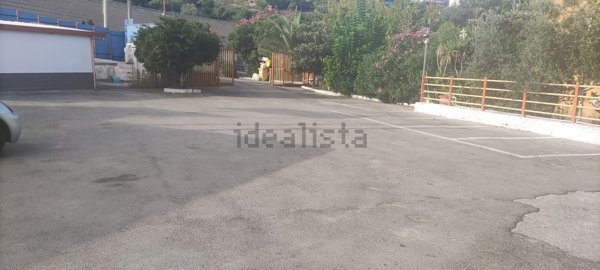 ufficio in affitto a Napoli in zona Bagnoli