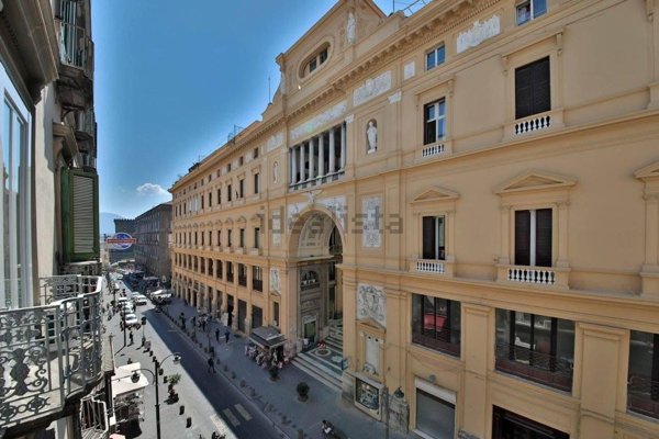 appartamento in affitto a Napoli in zona San Ferdinando
