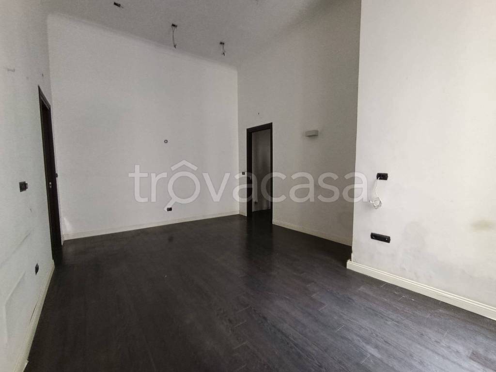 appartamento in affitto a Napoli in zona Chiaia
