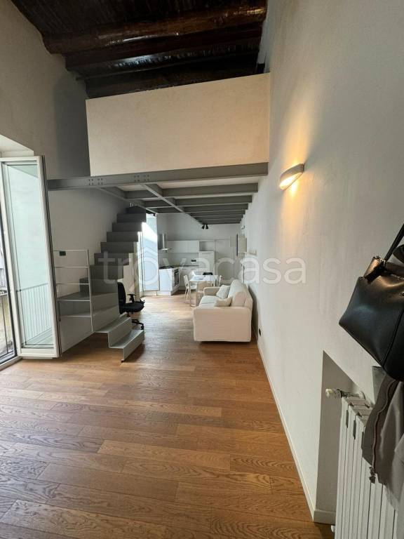 appartamento in affitto a Napoli