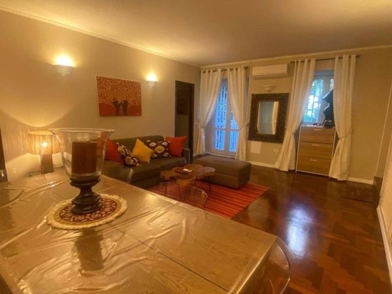 appartamento in affitto a Napoli in zona Chiaia