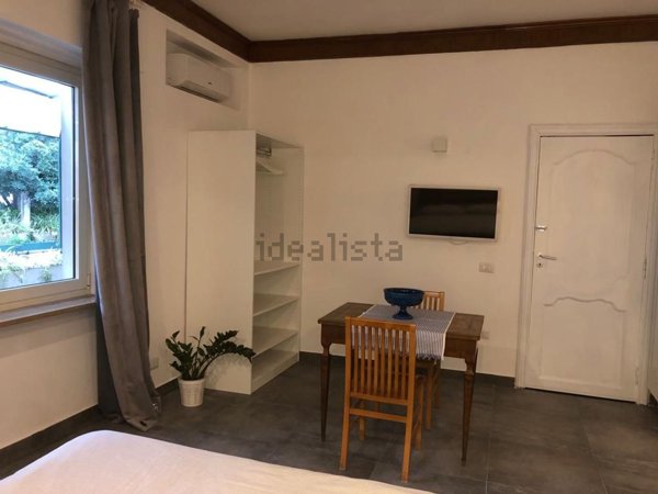 appartamento in affitto a Napoli in zona Posillipo