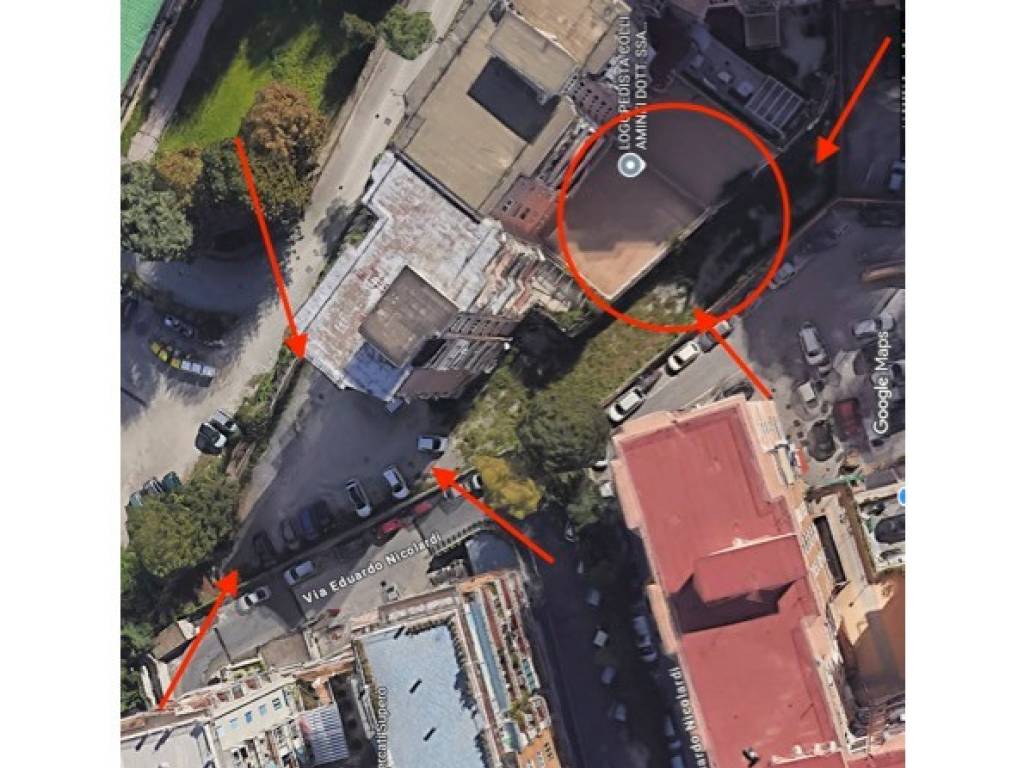 negozio in affitto a Napoli in zona Capodimonte / Colli Aminei