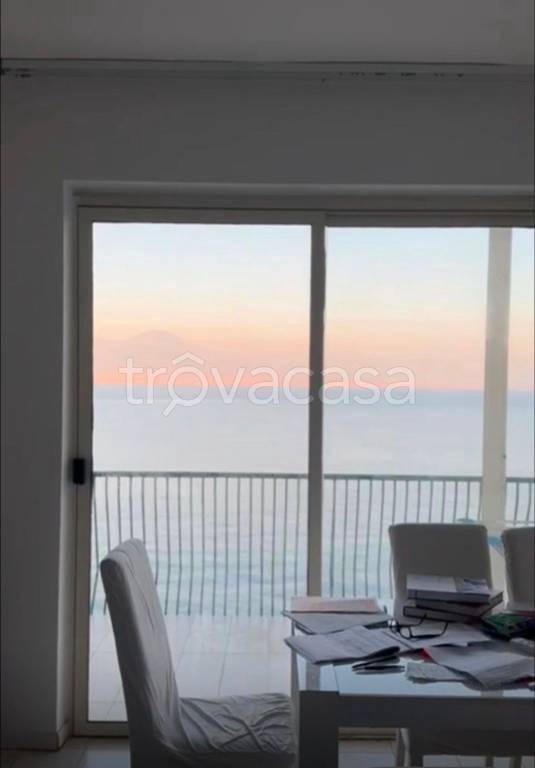 appartamento in affitto a Napoli in zona Posillipo