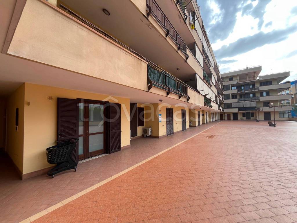 ufficio in affitto a Napoli in zona Ponticelli