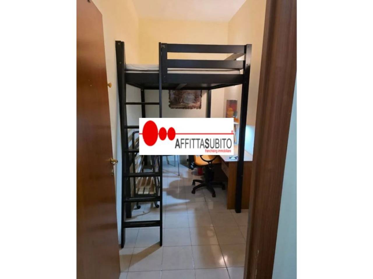 appartamento in affitto a Napoli in zona Stella