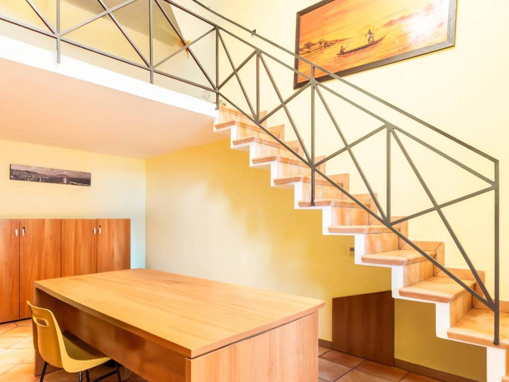 ufficio in affitto a Napoli in zona Vomero