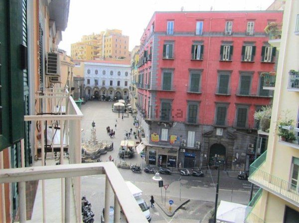 appartamento in affitto a Napoli in zona Stella