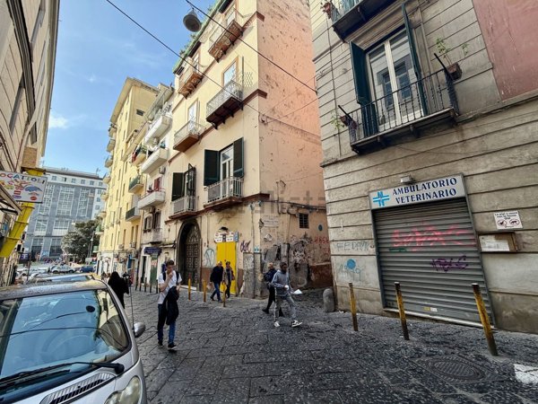 appartamento in affitto a Napoli in zona Stella