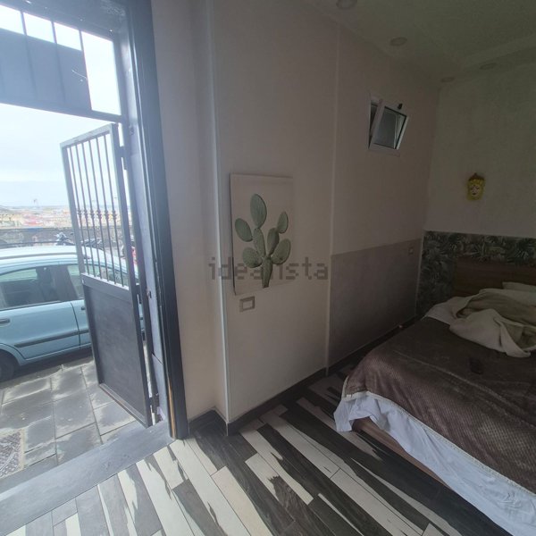 appartamento in affitto a Napoli in zona Chiaia