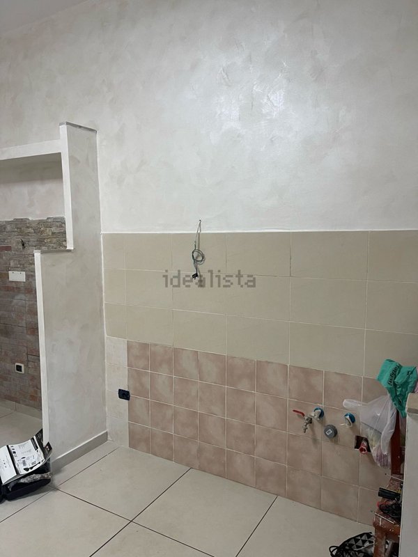 appartamento in affitto a Napoli in zona San Carlo all'Arena