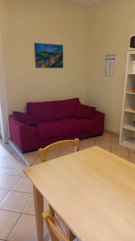 appartamento in affitto a Napoli in zona Chiaia