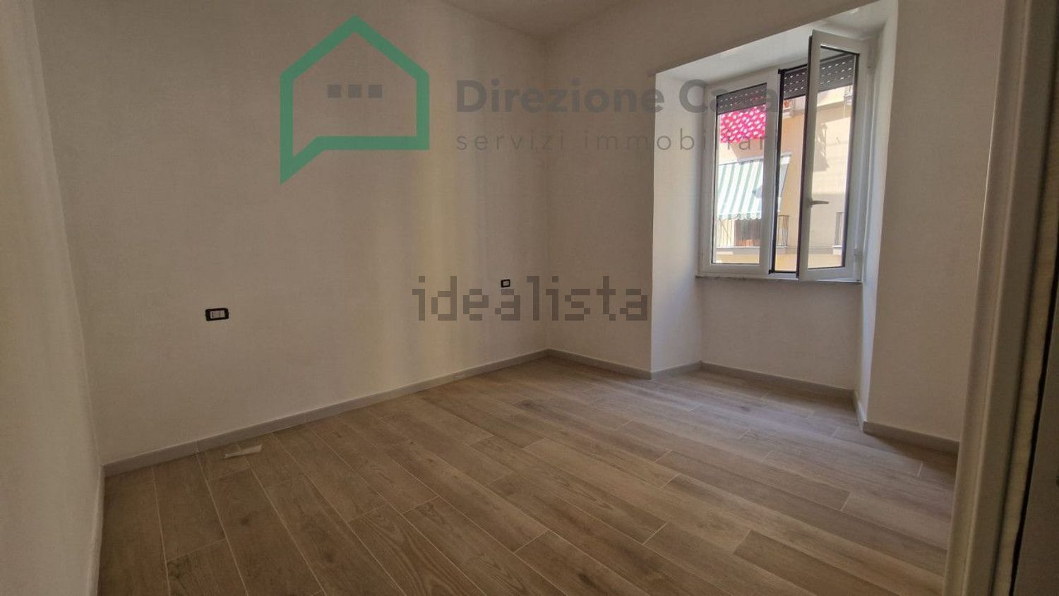 appartamento in affitto a Napoli in zona San Carlo all'Arena