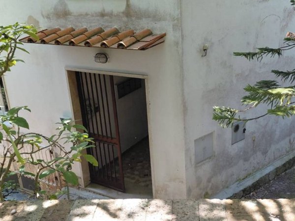 appartamento in affitto a Napoli in zona Bagnoli