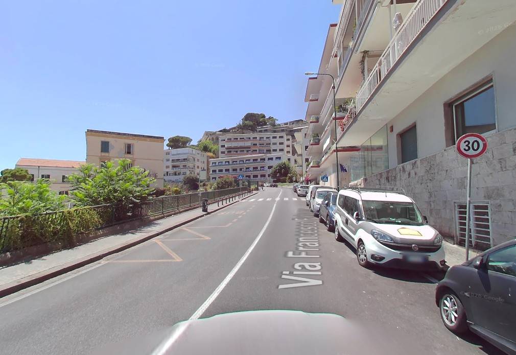 appartamento in affitto a Napoli in zona Posillipo