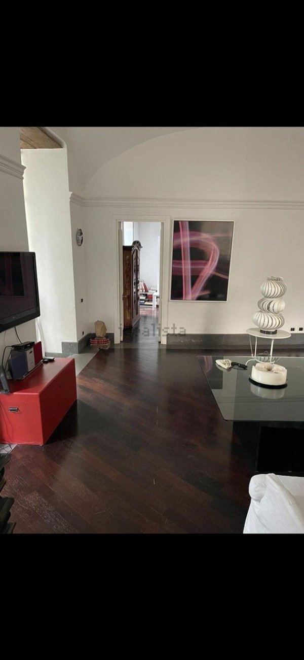 appartamento in affitto a Napoli in zona Chiaia