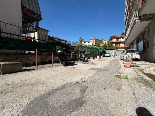 appartamento in affitto a Napoli in zona Pianura