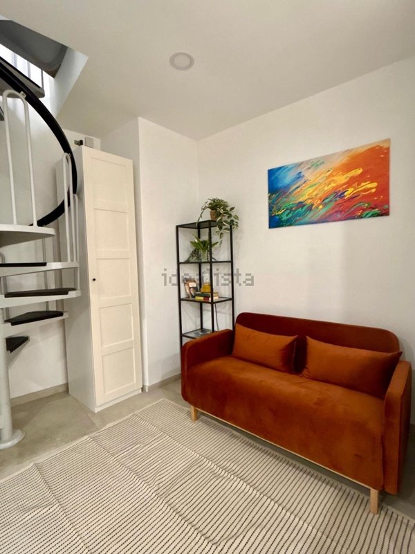 appartamento in affitto a Napoli in zona Chiaia