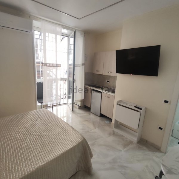 appartamento in affitto a Napoli in zona San Ferdinando