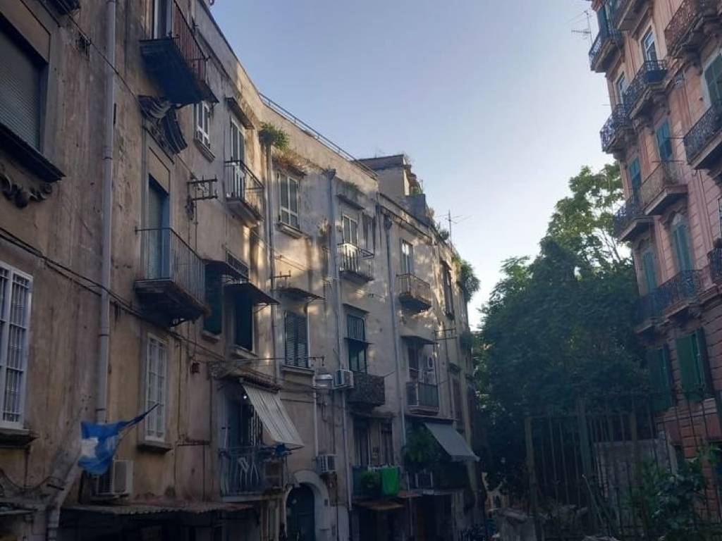 appartamento in affitto a Napoli in zona Stella