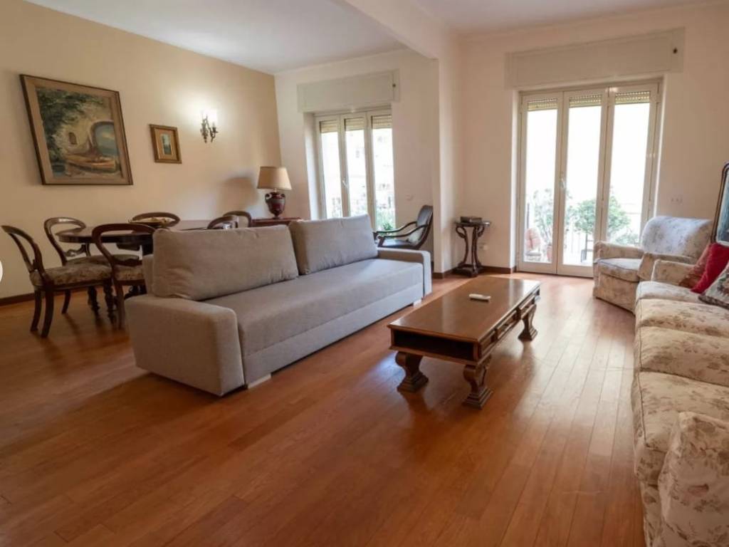 appartamento in affitto a Napoli in zona Vomero