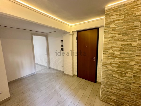 ufficio in affitto a Napoli in zona Vomero