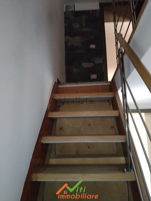 appartamento in affitto a Napoli in zona Chiaia