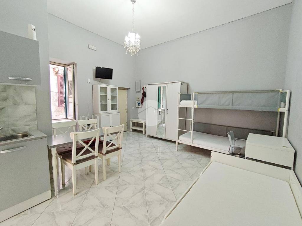 appartamento in affitto a Napoli