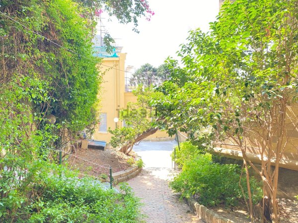 appartamento in affitto a Napoli in zona Chiaia