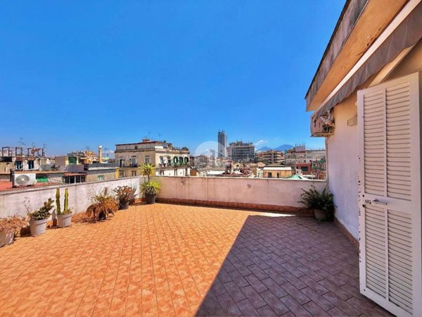 appartamento in affitto a Napoli