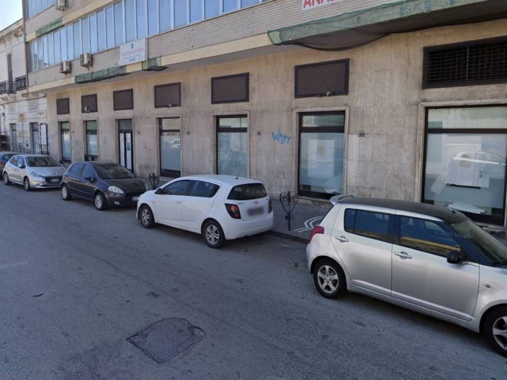 negozio in affitto a Napoli in zona Ponticelli