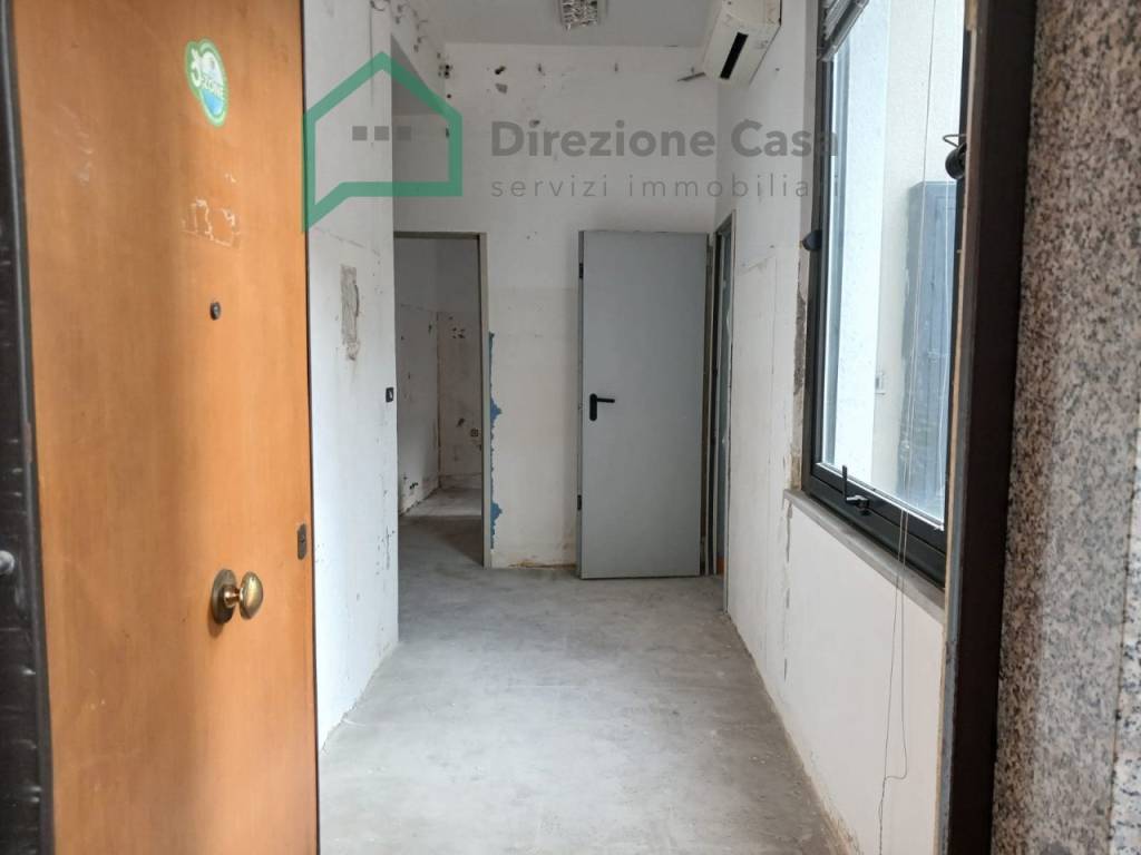 ufficio in affitto a Napoli in zona Capodichino