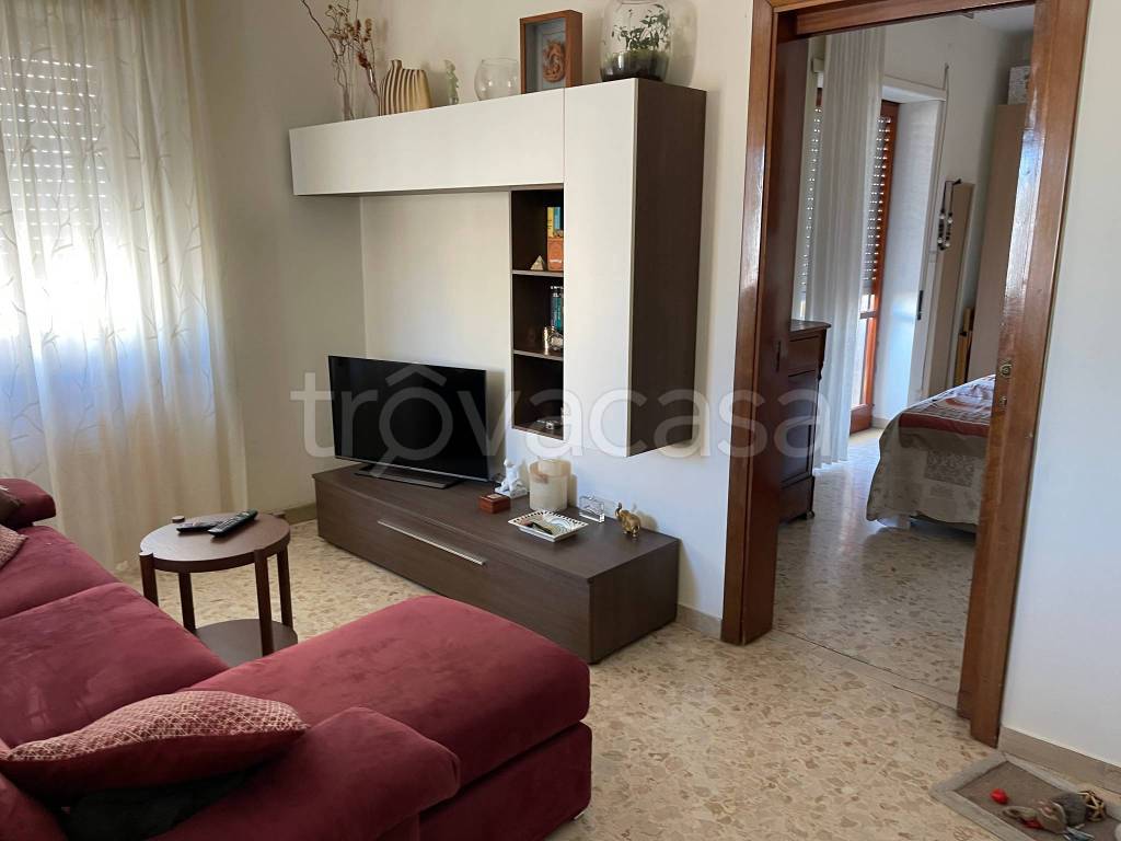 appartamento in affitto a Napoli in zona Stella